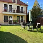 Szent Gyoergy Apartmanhaz Heviz