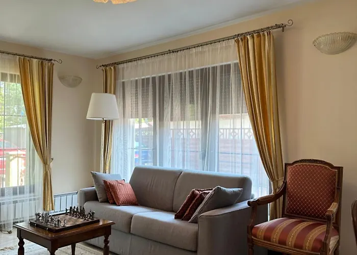 アパート Szent Gyoergy Apartmanhaz ヘーヴィーズ