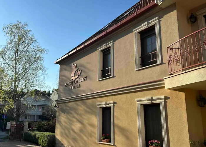 アパート Szent Gyoergy Apartmanhaz *