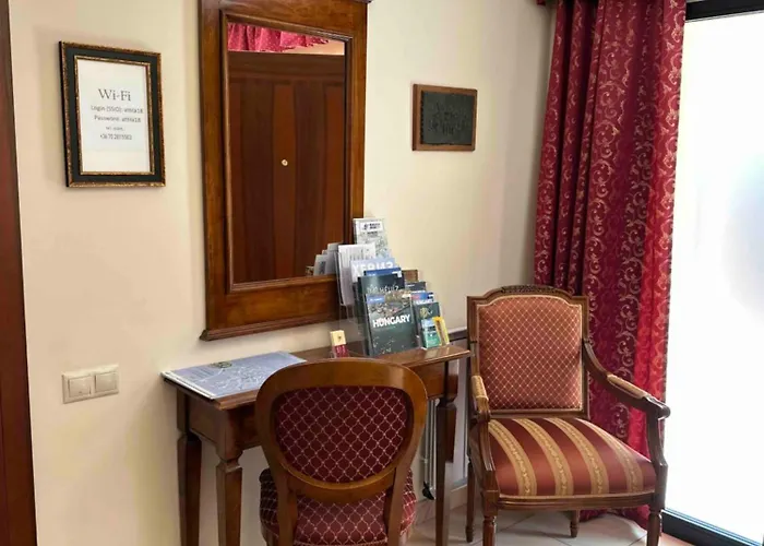 アパート Szent Gyoergy Apartmanhaz *