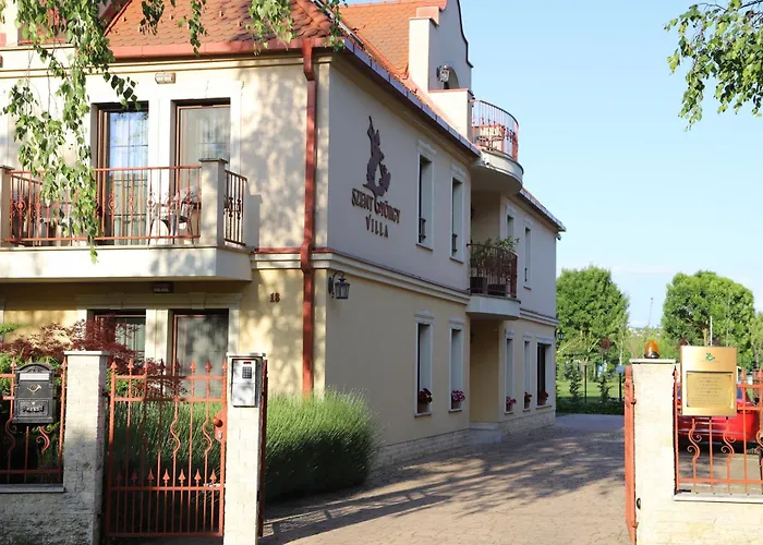 Szent Gyoergy Apartmanhaz * ヘーヴィーズ