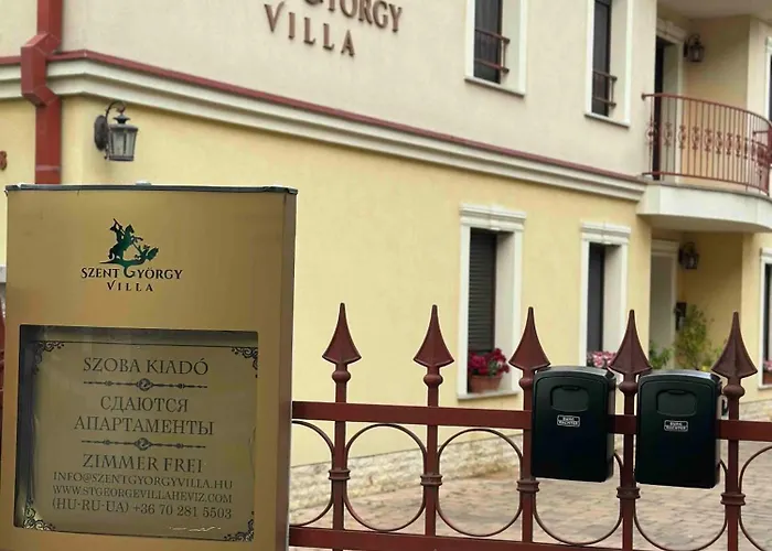 アパート Szent Gyoergy Apartmanhaz *